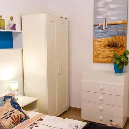 Peaceful 2 Bedroom *